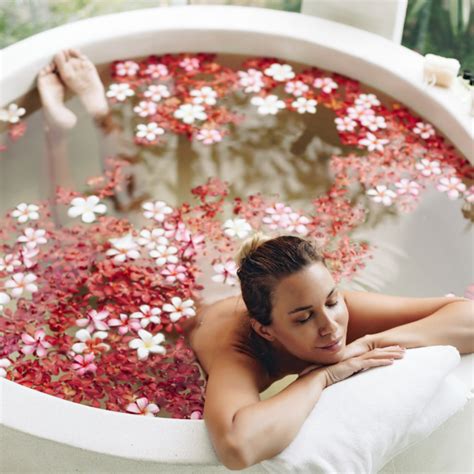 Achieve Total Relaxation with Magic Hands Mobile Spa Treatments